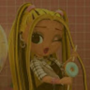 Meet your Posher, Roxanne